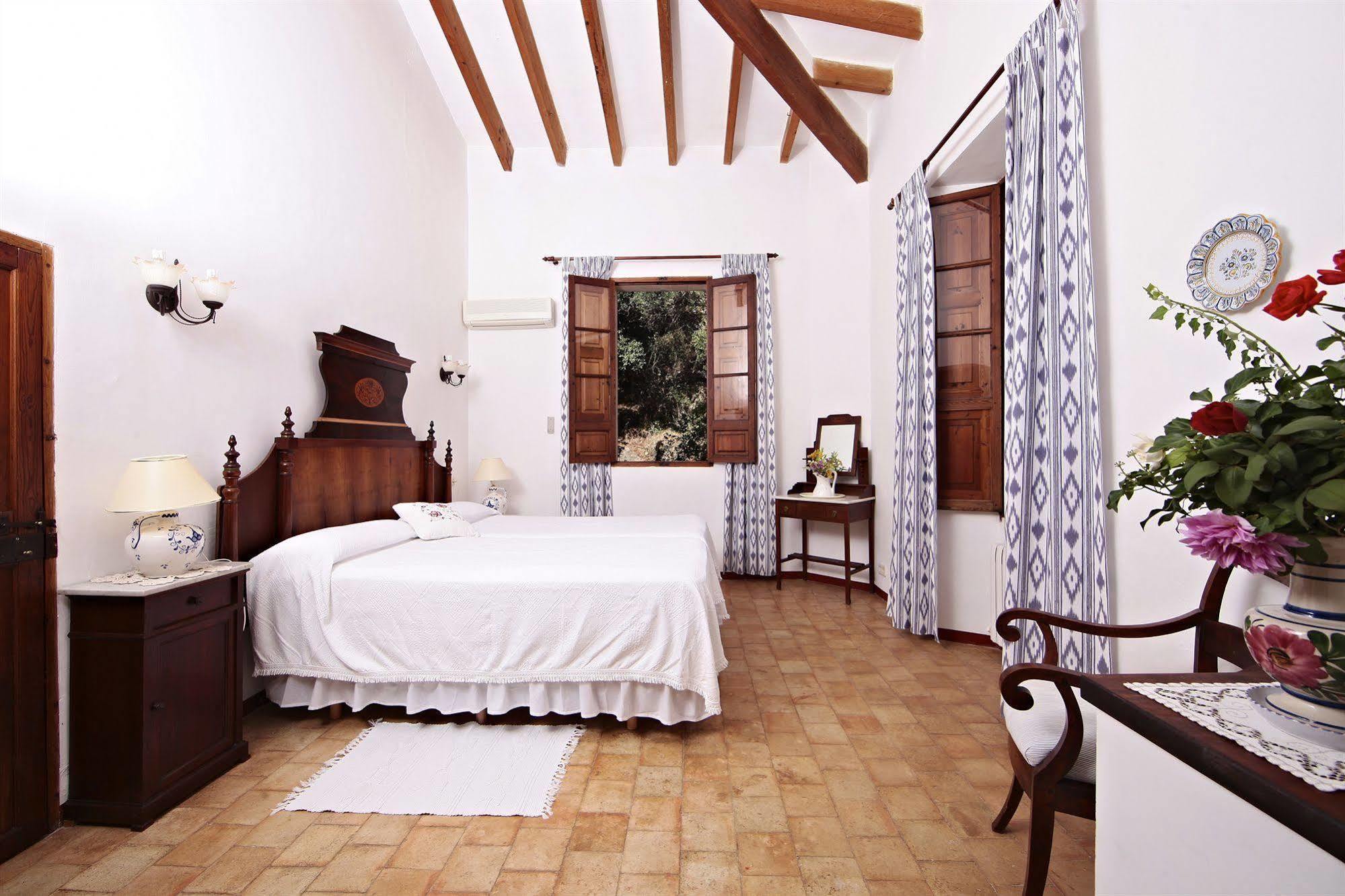 Agroturisme Finca Sa Maniga Буньола Экстерьер фото